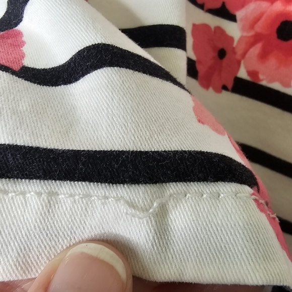 Elle Striped Floral Chino Walking Shorts‎ Women Pink Black White Size 12 - Picture 8 of 14